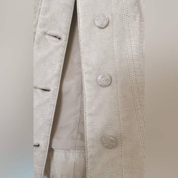 Danier “blink” genuine leather jacket - Picture 3 of 4